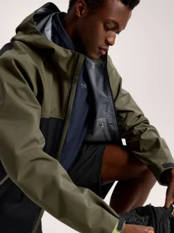 Arc'teryx Men's Beta Jacket