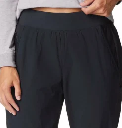 Columbia Women's Leslie Falls Pull-on Pant