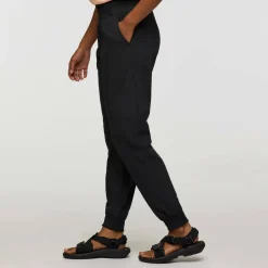 Cotopaxi Women's Cambio Jogger