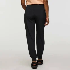 Cotopaxi Women's Cambio Jogger