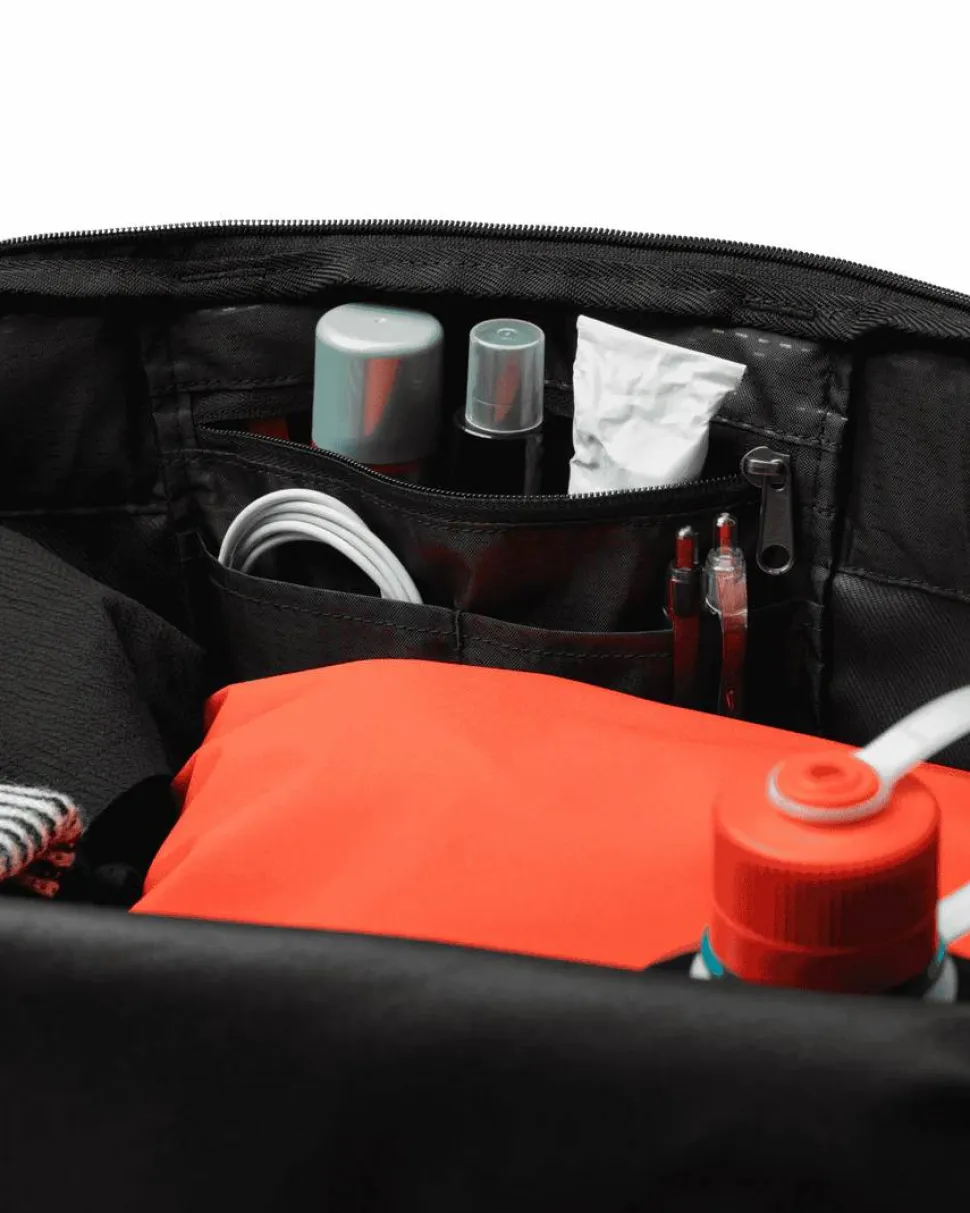 DB Hauler Gym Bag 30L