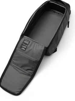DB Hugger 30L