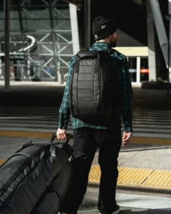 DB Hugger 30L