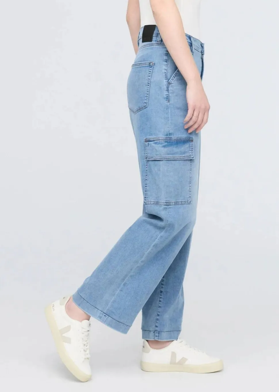 Duer Women's Performance Denim Lite Hi-rise Cargo