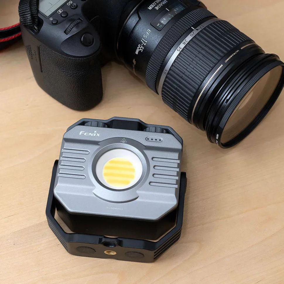 Fenix CL28R 2000 lm