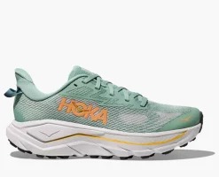 Hoka Women's Challenger 8
