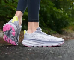 Hoka Women's Clifton 9 GTX