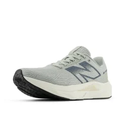 New Balance Men's Fuel Cell Propel V5