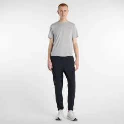 New Balance Men's Run Essential Jogger