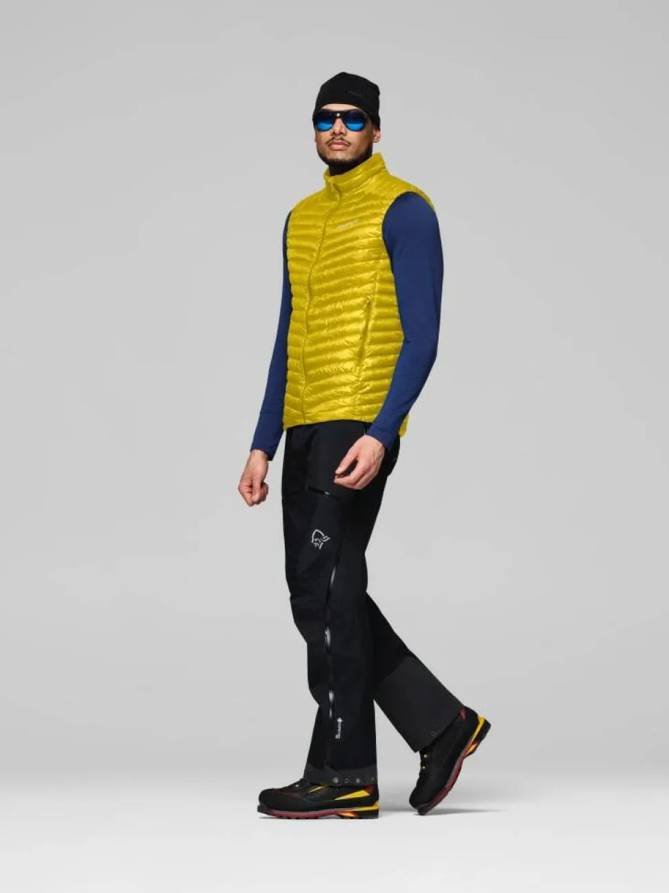 Norrøna Men's Trollveggen Superlight Down800 Vest