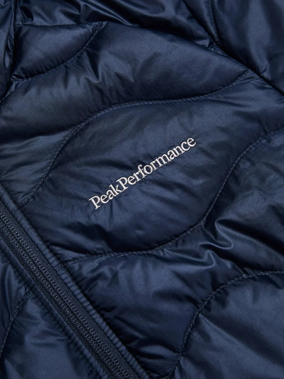 Peak Performance Women's Helium Down Hood Jacket - Naisten kevytuntuvatakki