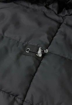 Reima Ajaton Jacket