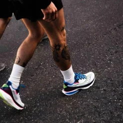 Saucony Men's Endorphin Azura