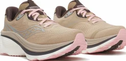 Saucony Women's Hurricane 26