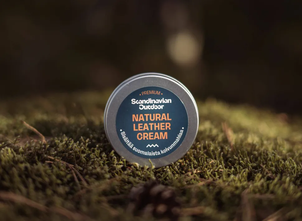 Vuota X Scandinavian Outdoor Premium Natural Leather Cream